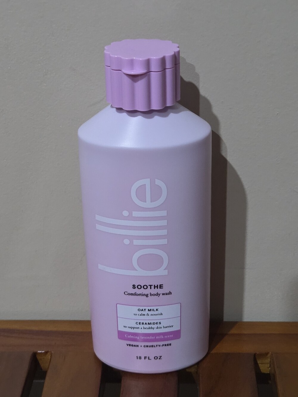 Billie Soothe Calming Lavender Milk Scent Hydrating Body Wash 18 fl oz NEW